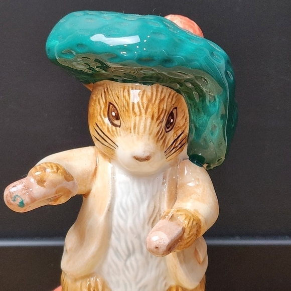 VINTAGE 1988 Schmid Old Benjamin Bunny Music Box Ceramic Figurine Beatrix Potter - Picture 4 of 12